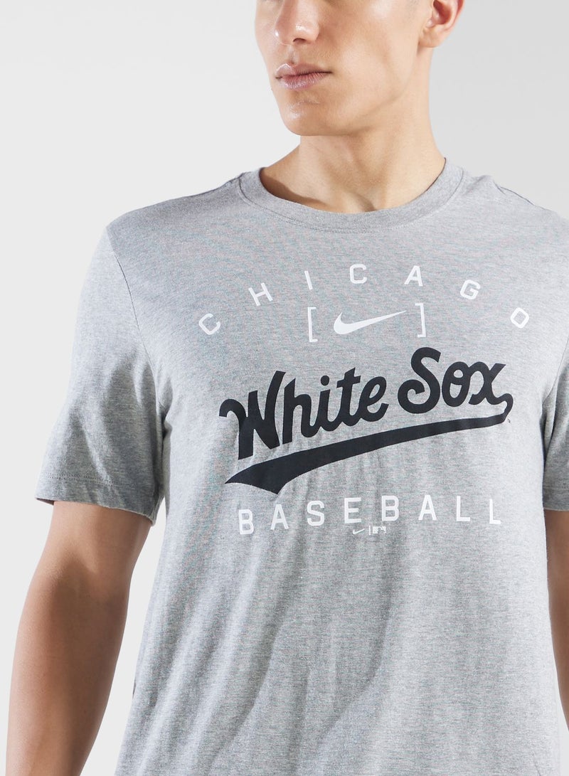 Nike Chicago Bulls White Sox T-Shirt - Image 3